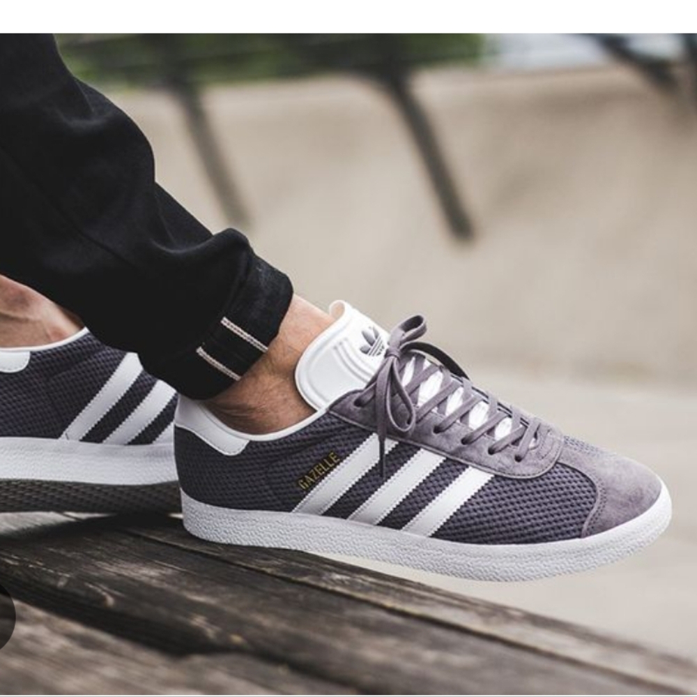 Adidas Men's Gray Gazelle  Shoes